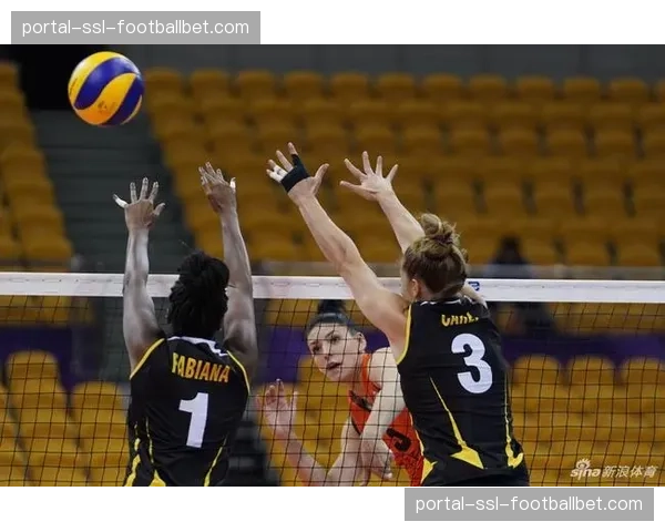 巴超女排决赛G4：乌兰贝迪亚海滩队客场险胜，将总比分扳成2-2